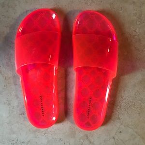 Aeropostale Slides